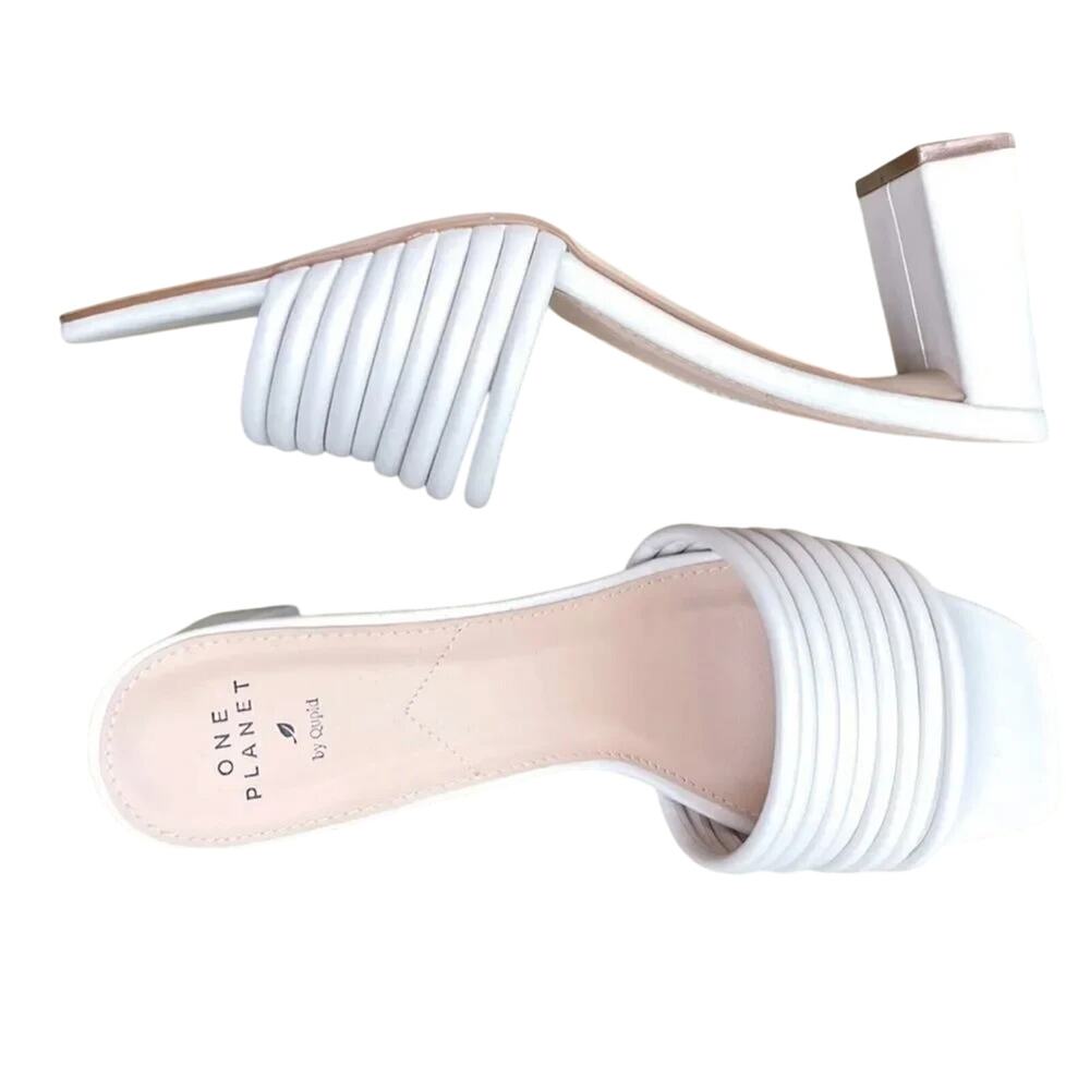 ONE PLANET by QUPID Kerstin Strappy Block Heel Sandal, Size 10, New w/ Tag Box